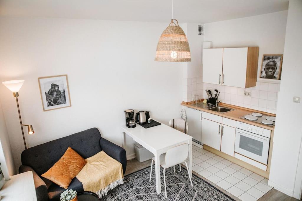 City-appartement, Holtenauer Strasse Mit 24h Check-in Apartment